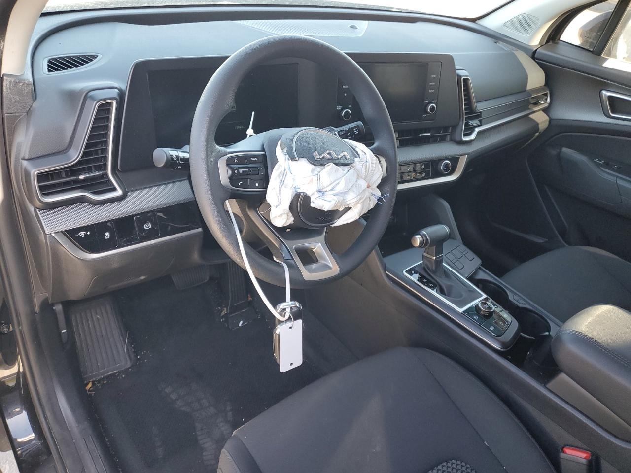 2024 Kia Sportage - Image 8