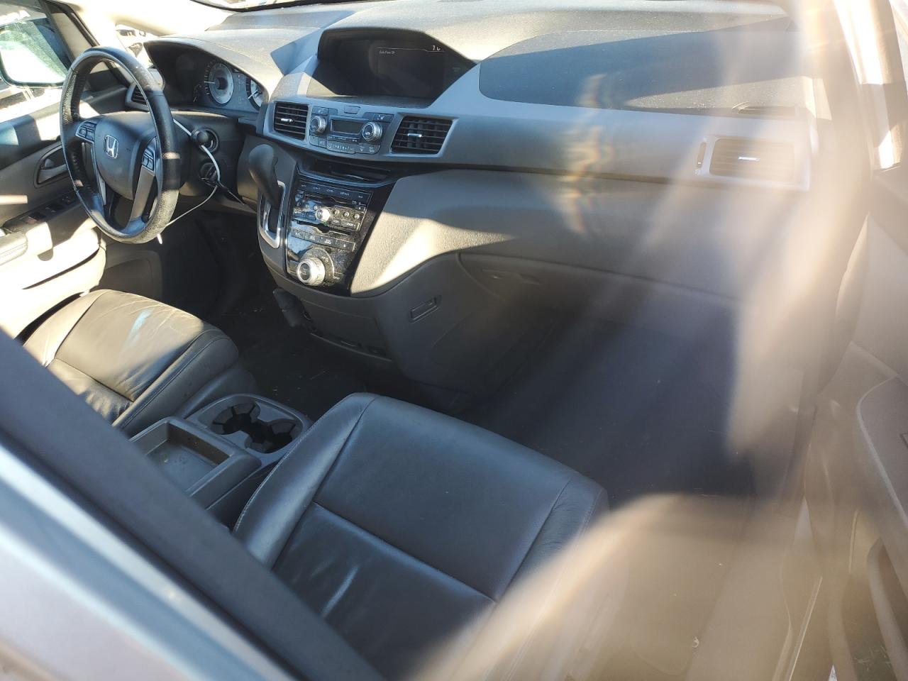 2011 Honda Odyssey - Image 8