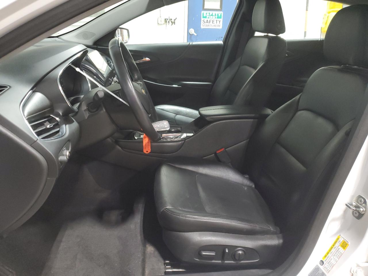 2017 Chevrolet Malibu - Image 7