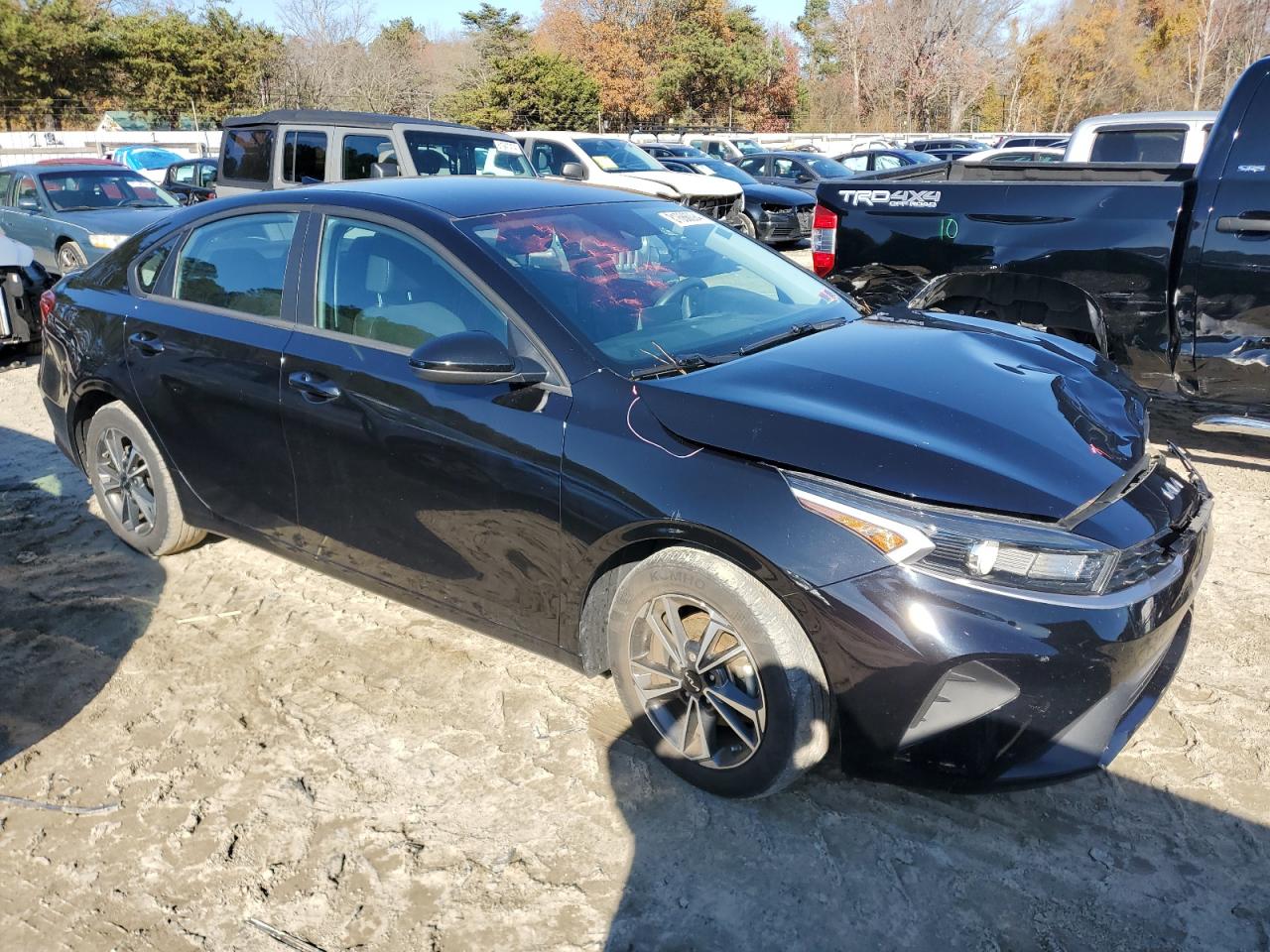 2023 Kia Forte - Image 4