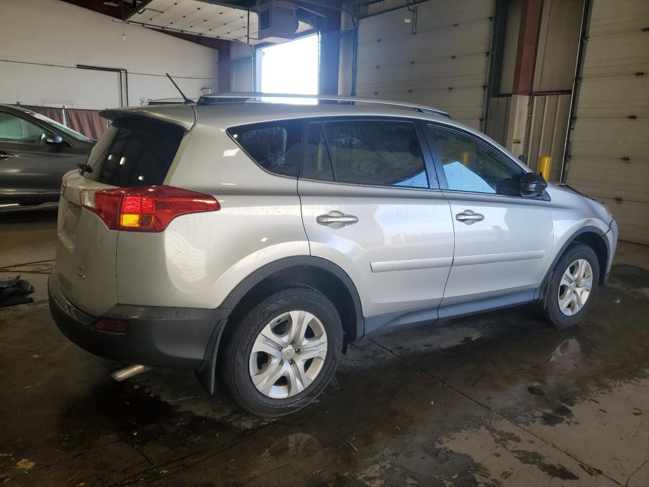 VIN JTMBFREV3DD017356 2013 TOYOTA RAV4 no.3