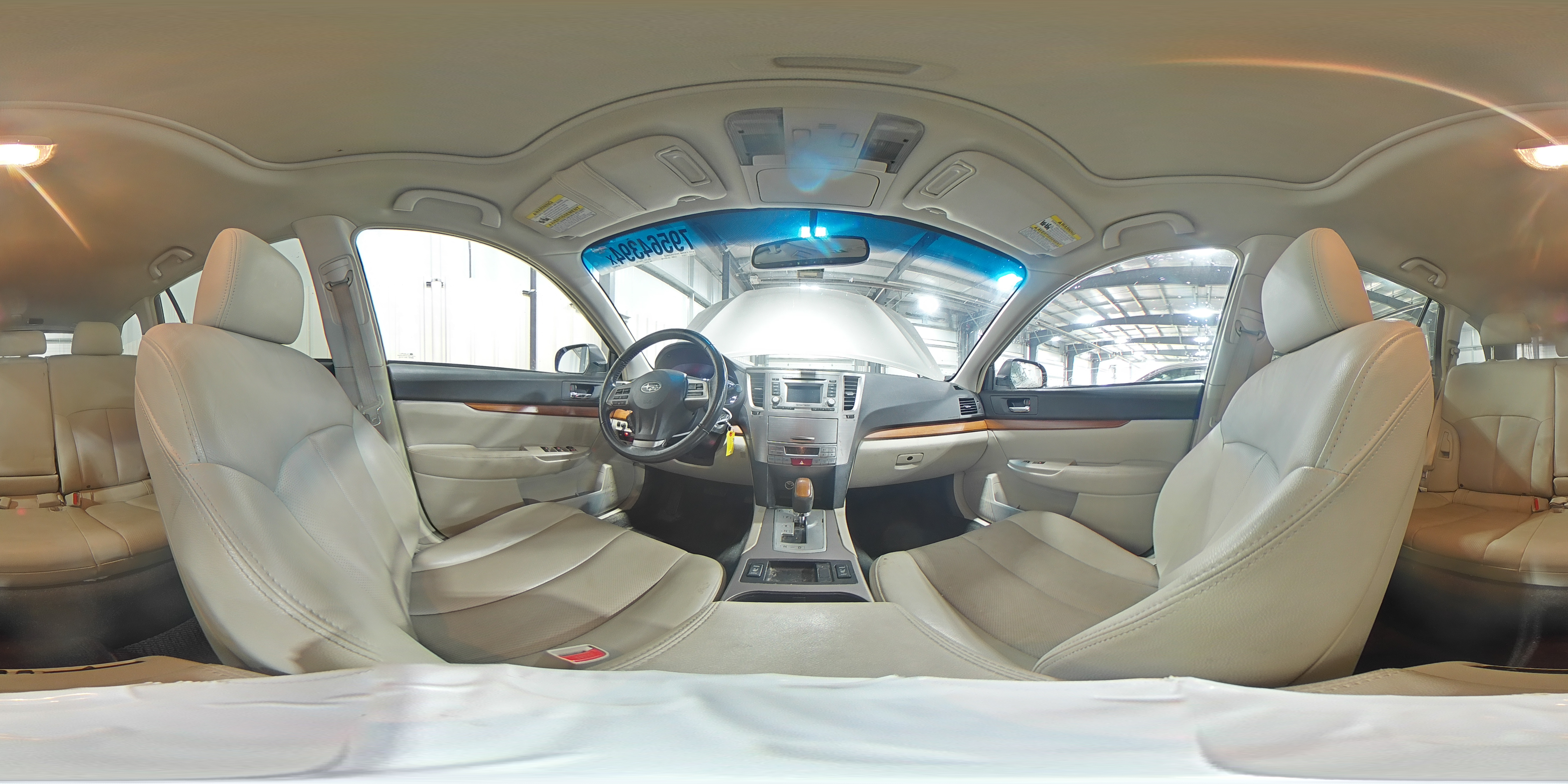 2014 Subaru Outback - Image 15
