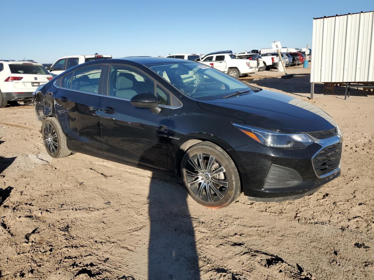 2019 Chevrolet Cruze - Image 4