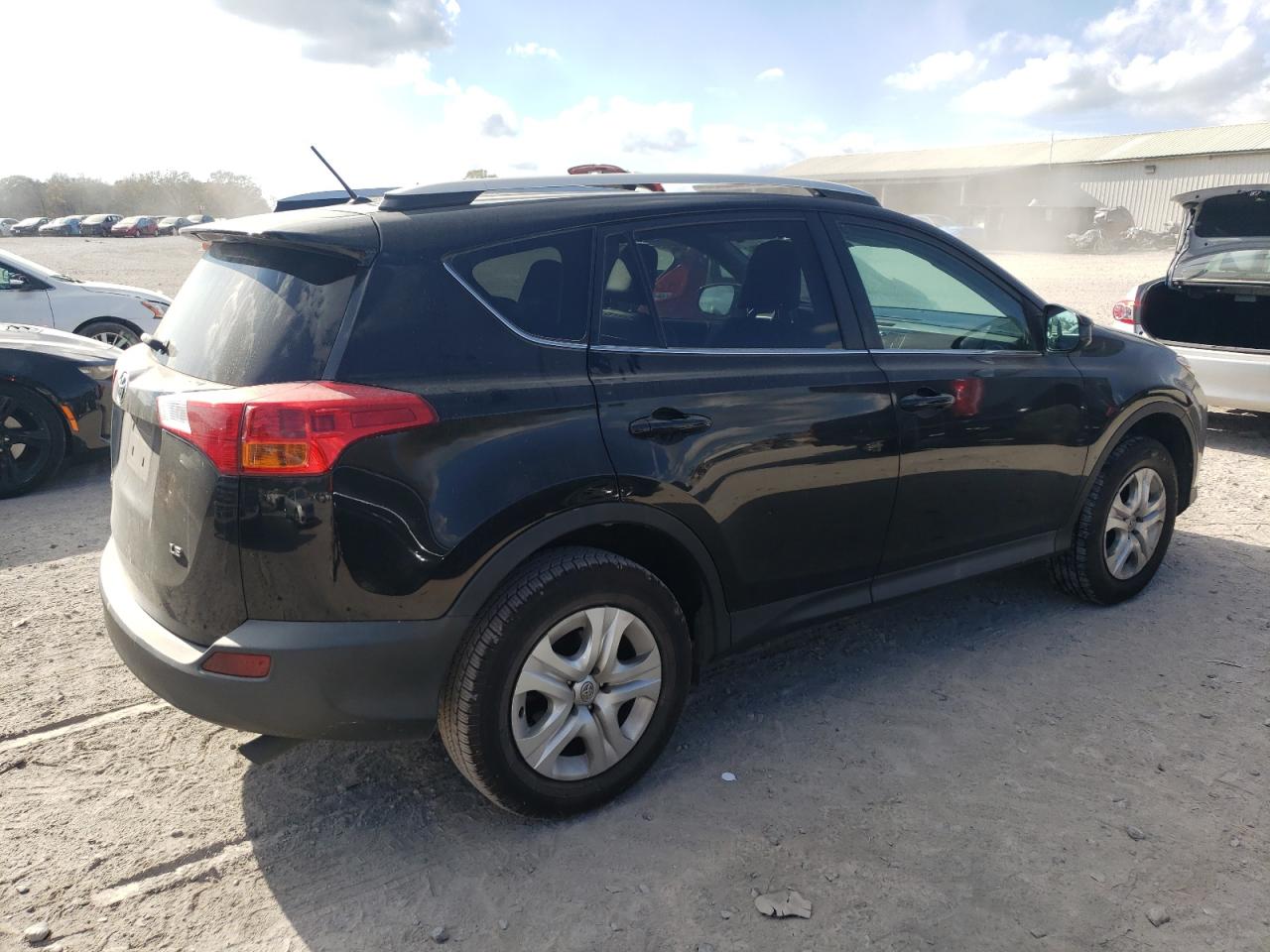 2014 Toyota RAV 4 - Image 3