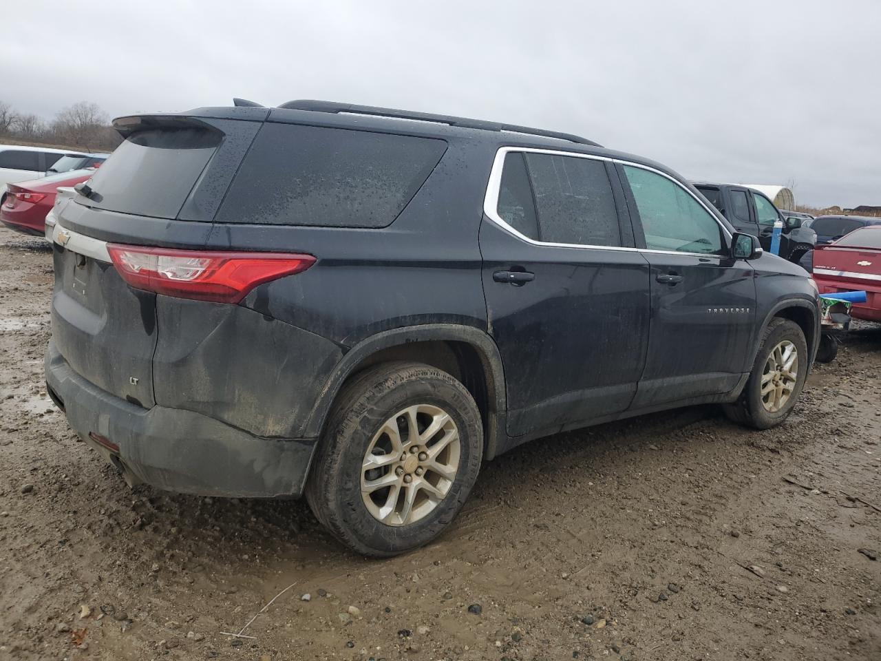 2020 Chevrolet Traverse - Image 3
