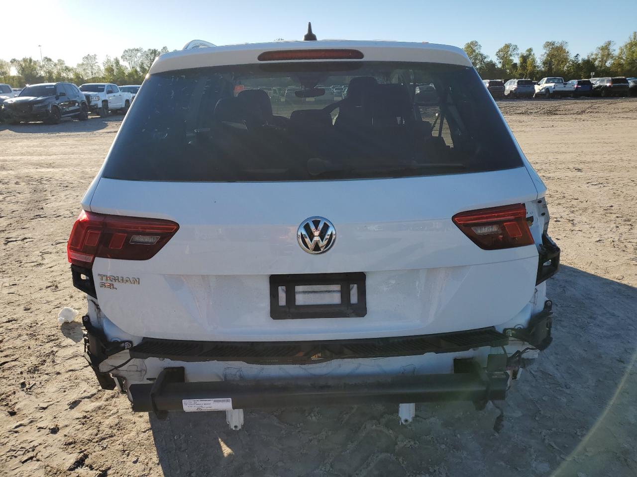 VIN 3VV3B7AX0LM081886 2020 VOLKSWAGEN TIGUAN no.6