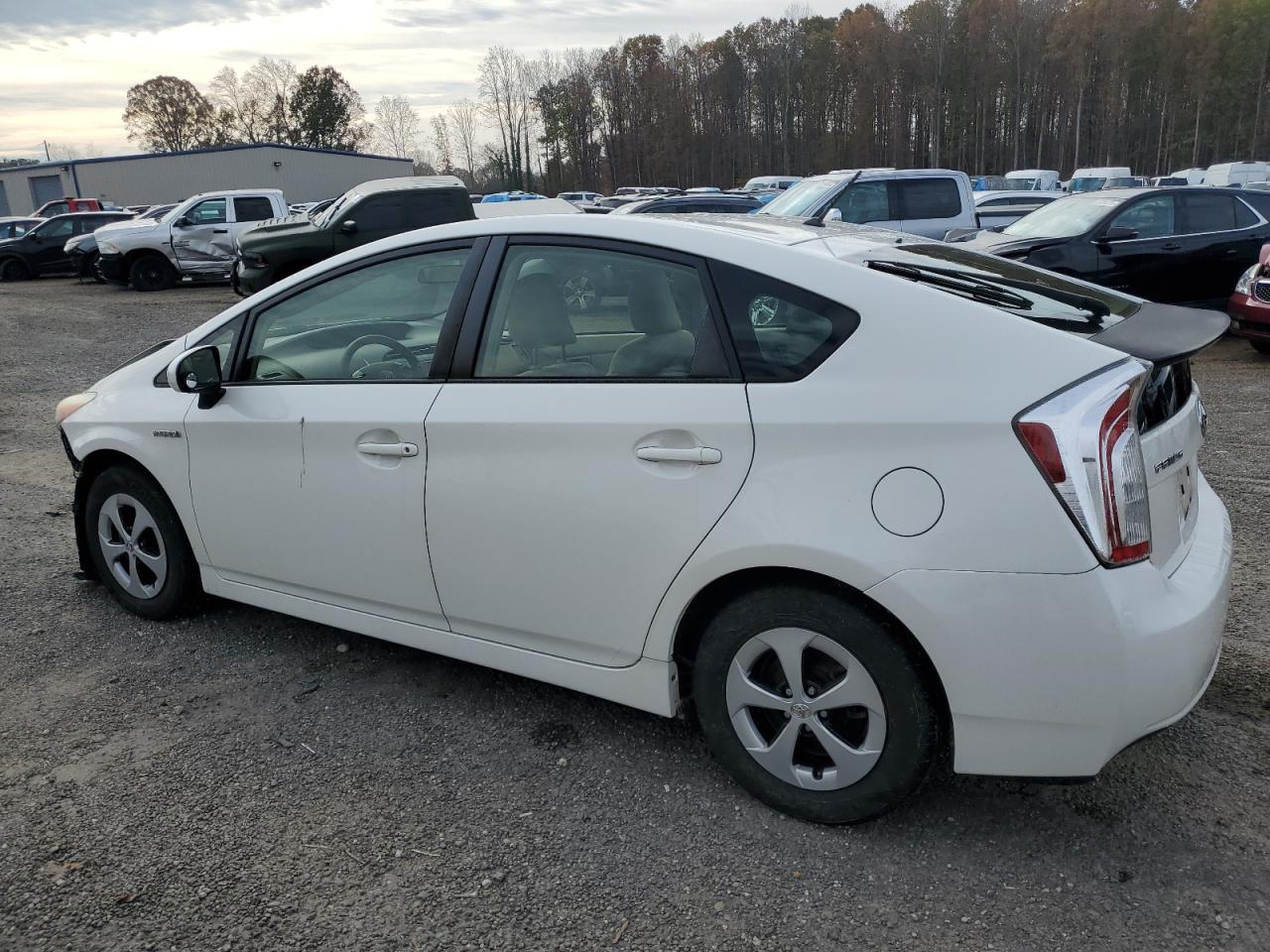 VIN JTDKN3DU5D5624569 2013 TOYOTA PRIUS no.2