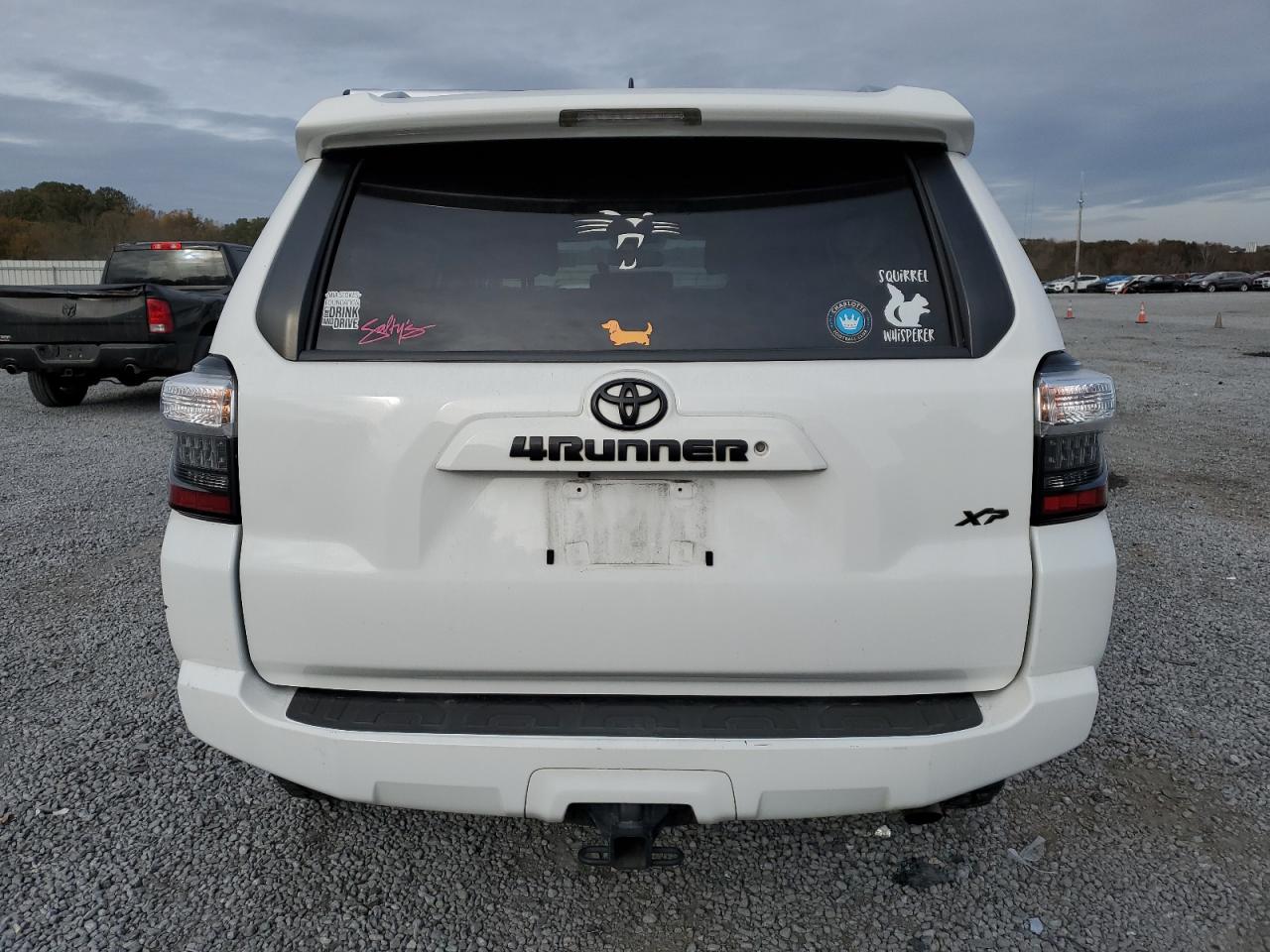 2018 Toyota 4Runner Sr5 VIN: JTEZU5JR5J5184695 Lot: 79451524