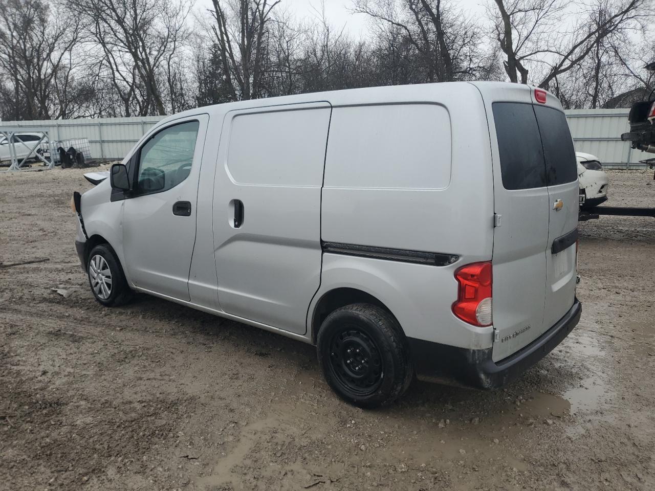 2015 Chevrolet Express - Image 2