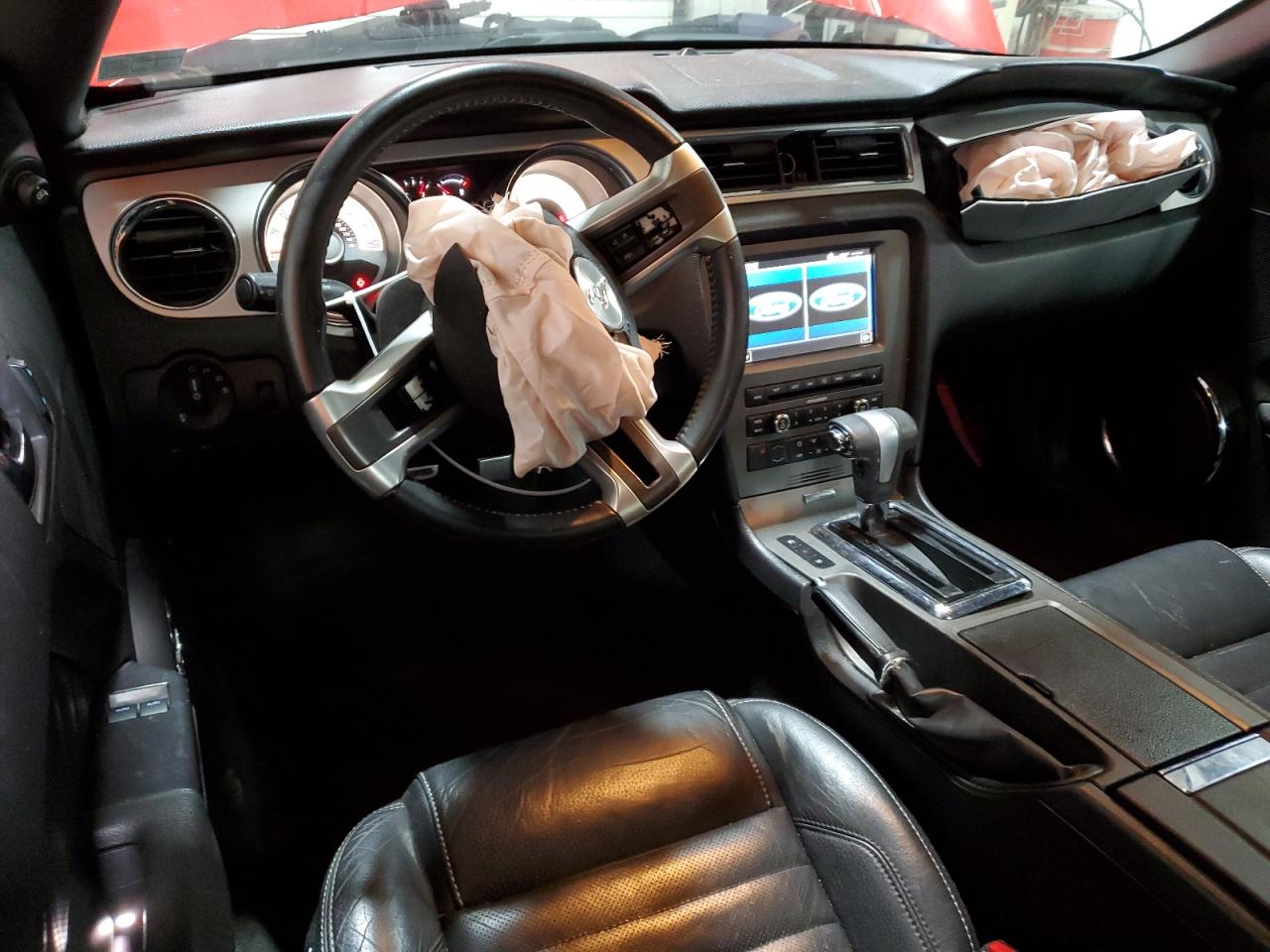 2011 Ford Mustang - Image 8