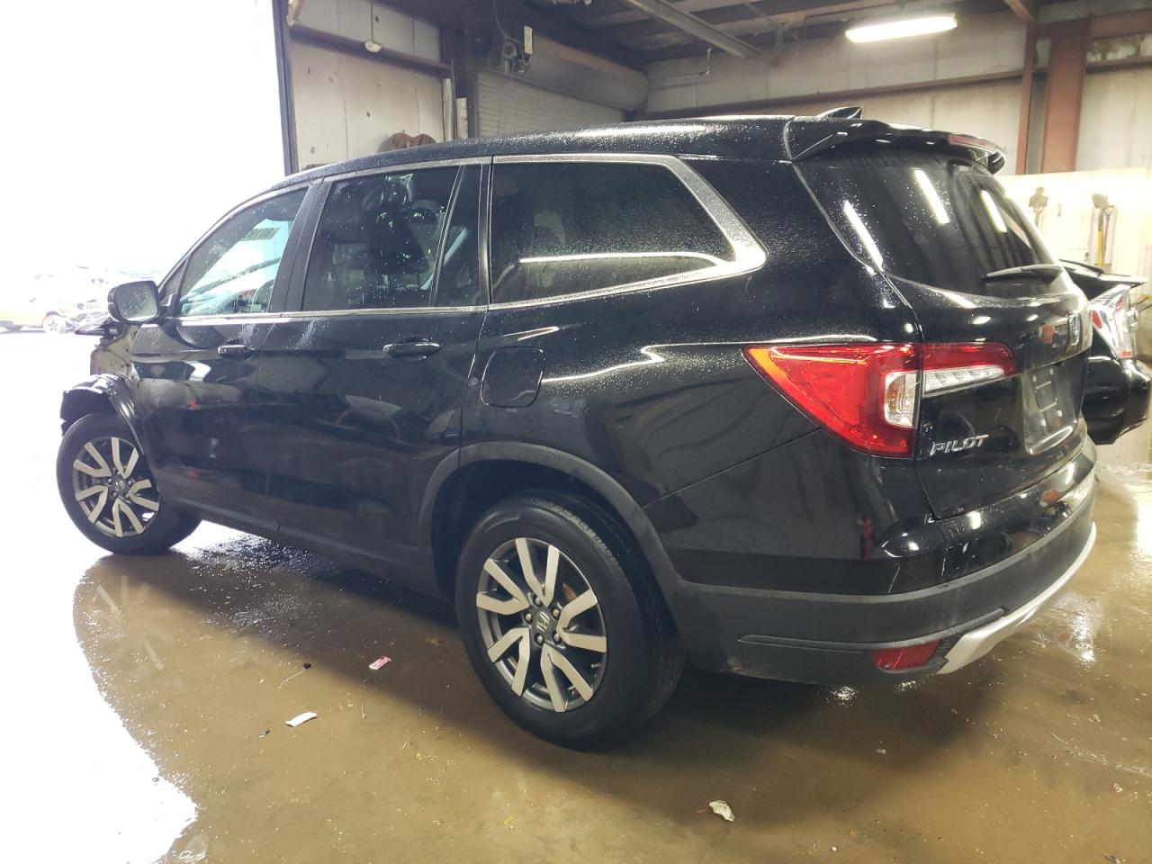 2022 Honda Pilot - Image 2