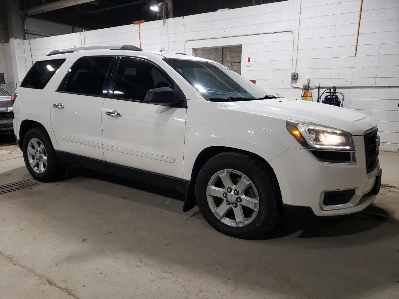 2015 GMC Acadia - Image 4