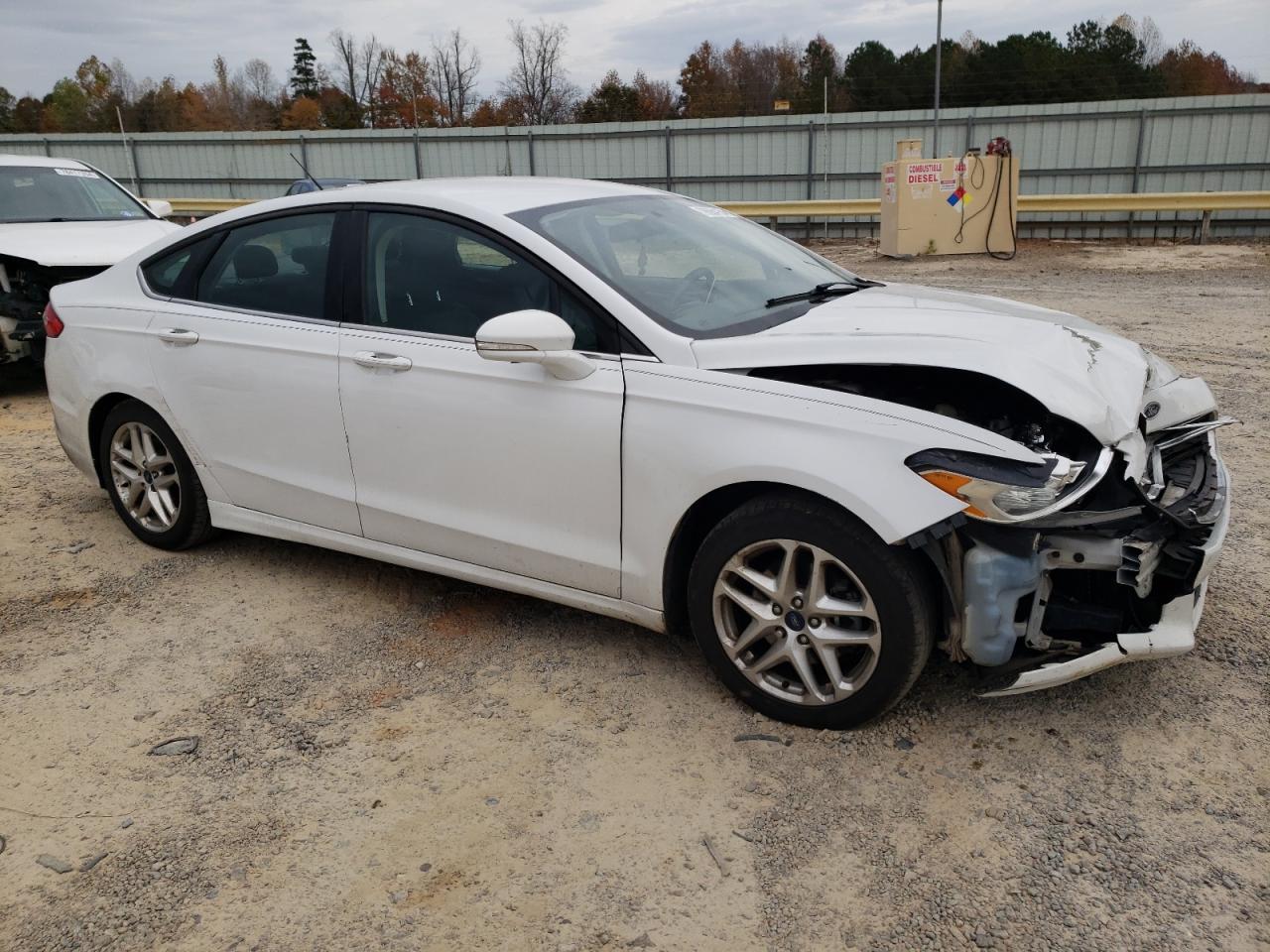 VIN 3FA6P0H70GR375295 2016 FORD FUSION no.4