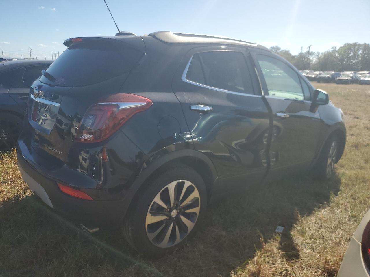 2021 Buick Encore - Image 3