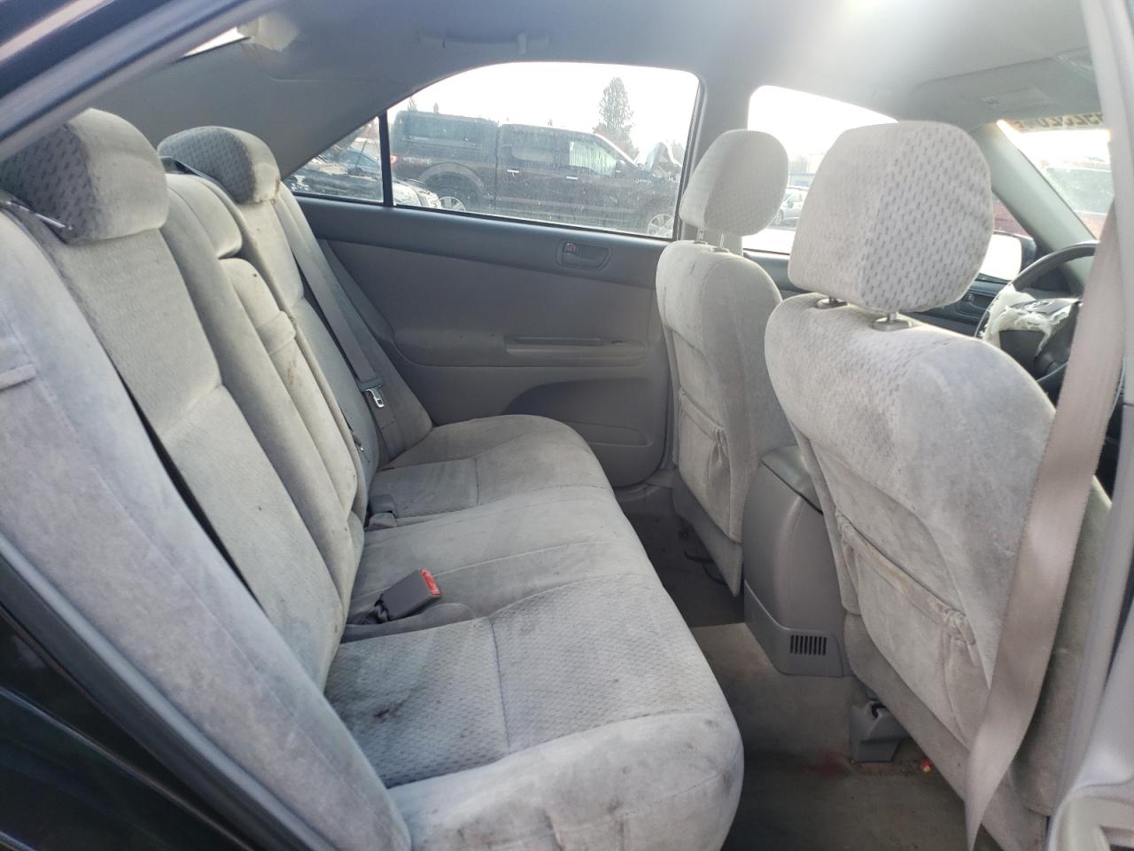 2004 Toyota Camry - Image 10