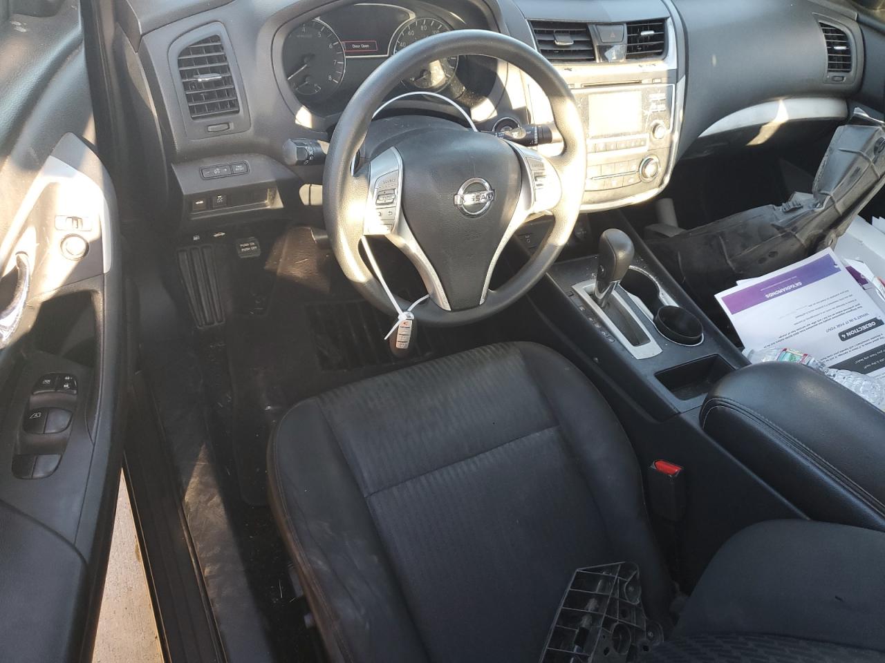 2017 Nissan Altima - Image 8