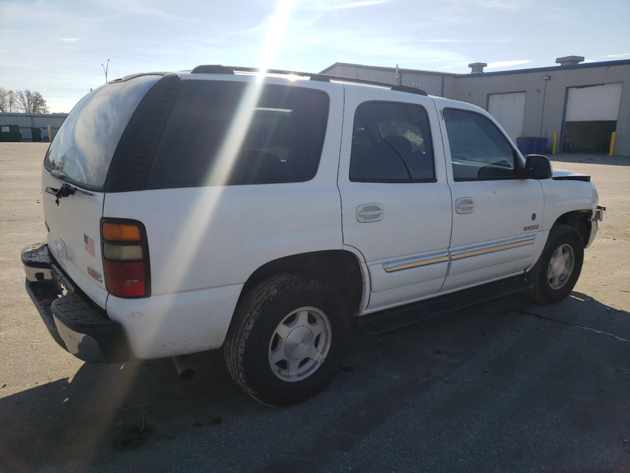 2005 GMC Yukon - Image 3