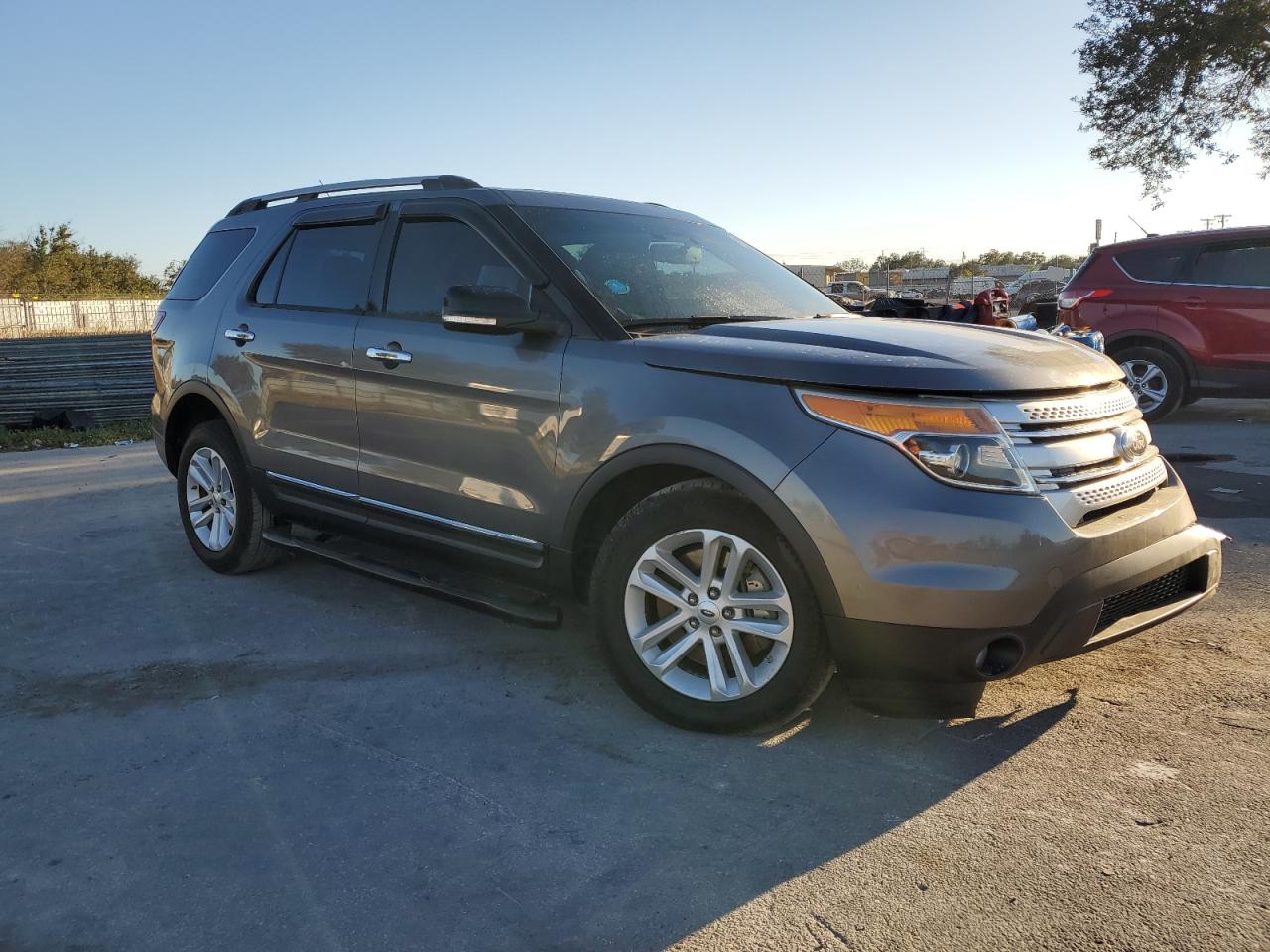 2014 Ford Explorer - Image 4