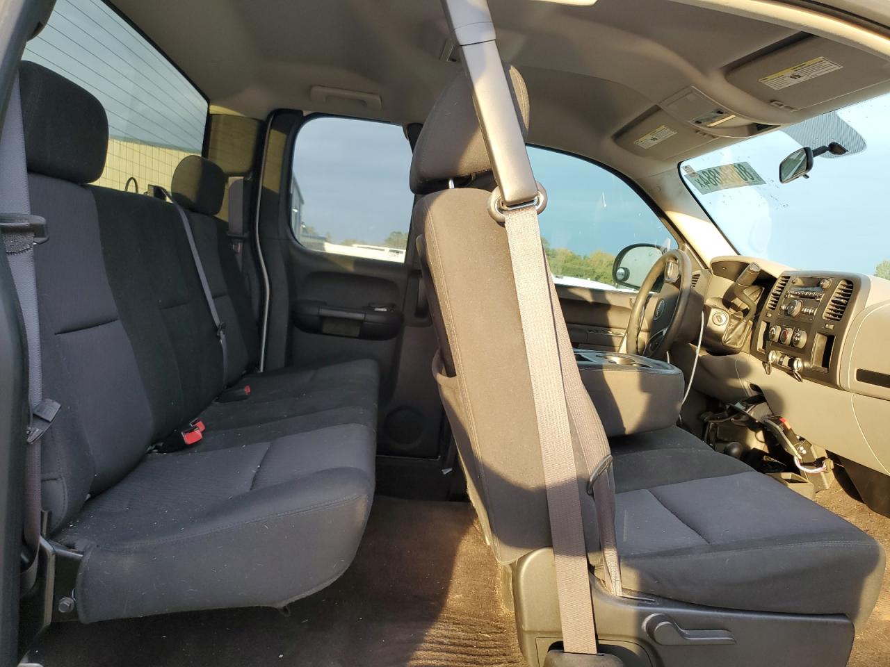 2012 GMC Sierra - Image 10