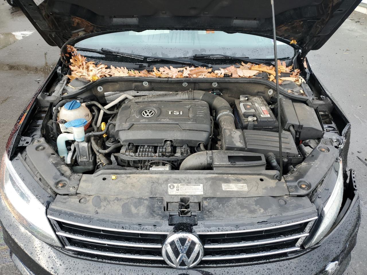 2016 Volkswagen Jetta - Image 12