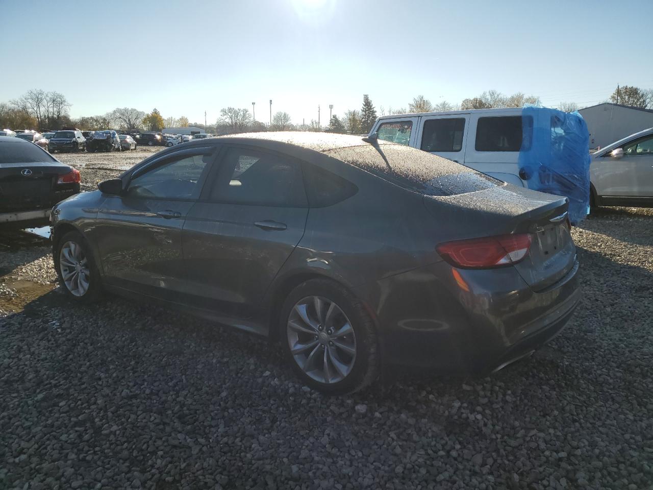 2015 Chrysler 200 - Image 2