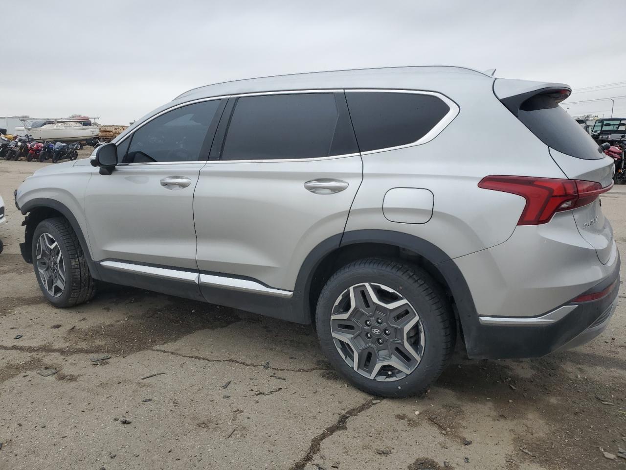 2022 Hyundai Santa Fe - Image 2