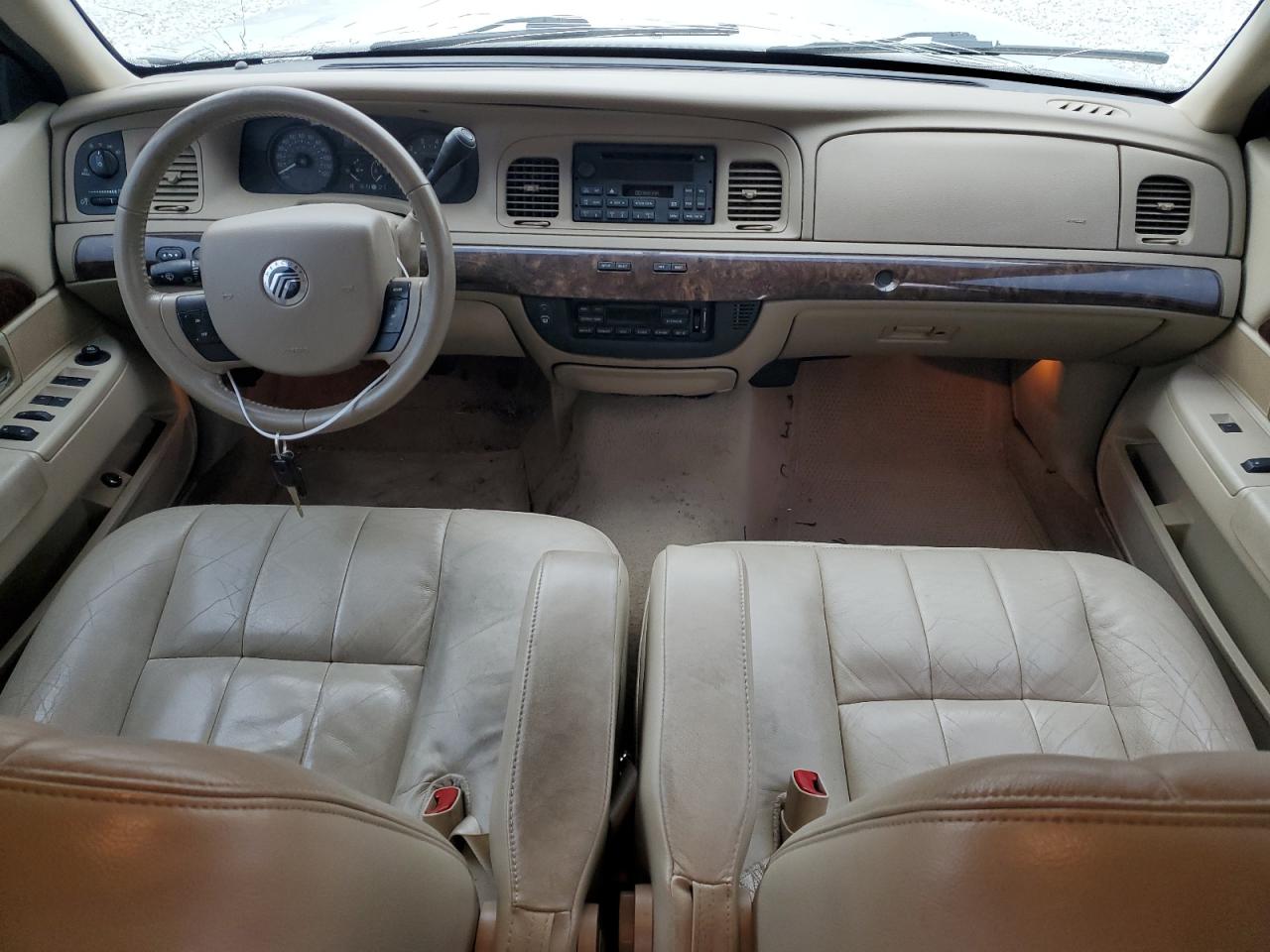 2010 Mercury Grand Marquis - Image 8