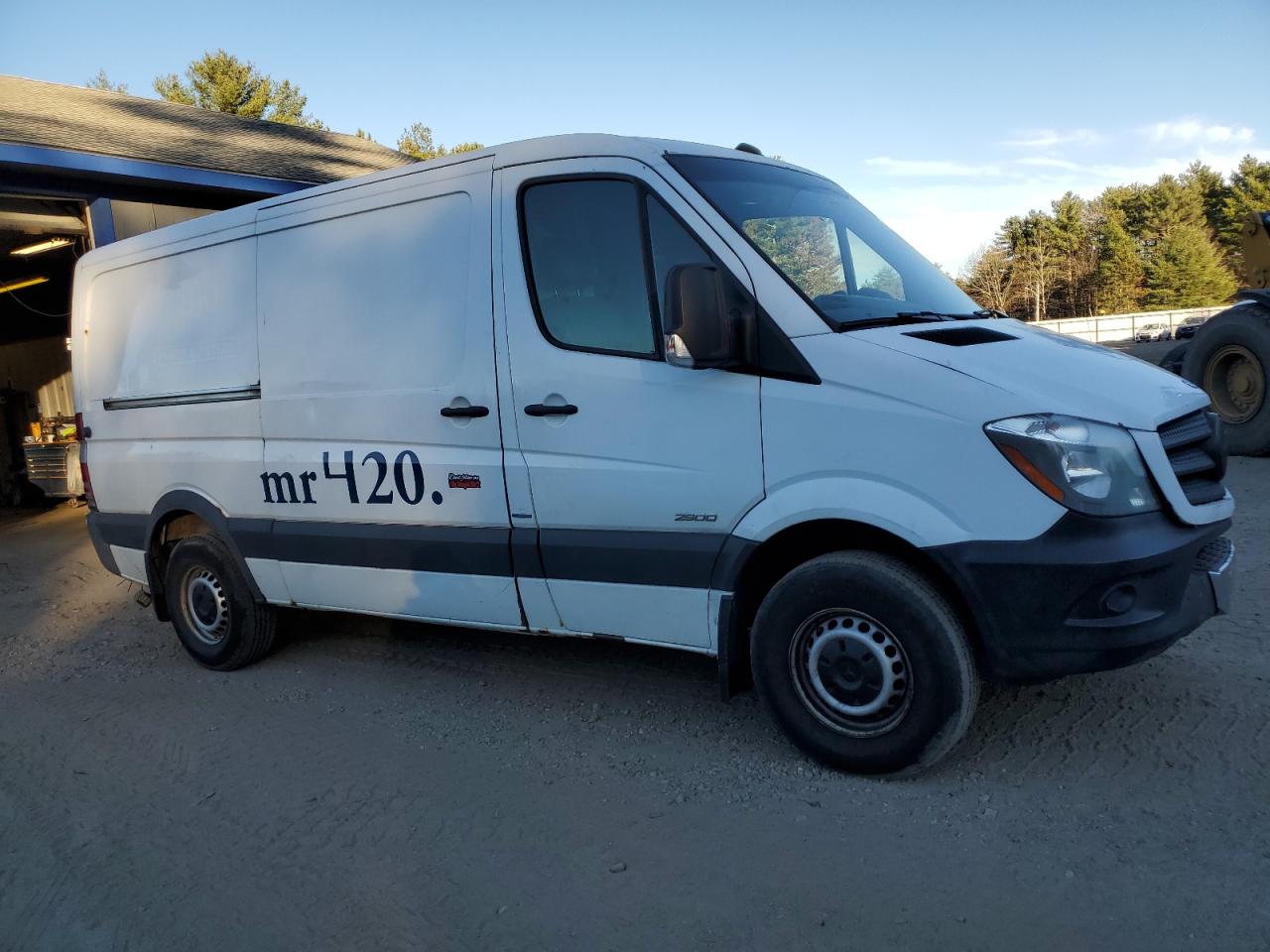 VIN WD3PE7DC2E5887828 2014 MERCEDES-BENZ SPRINTER no.4