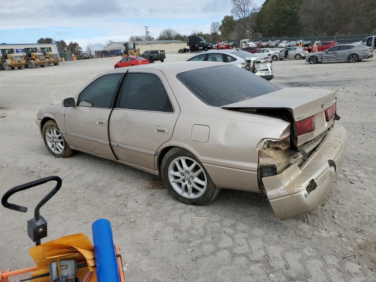 2001 Toyota Camry - Image 2