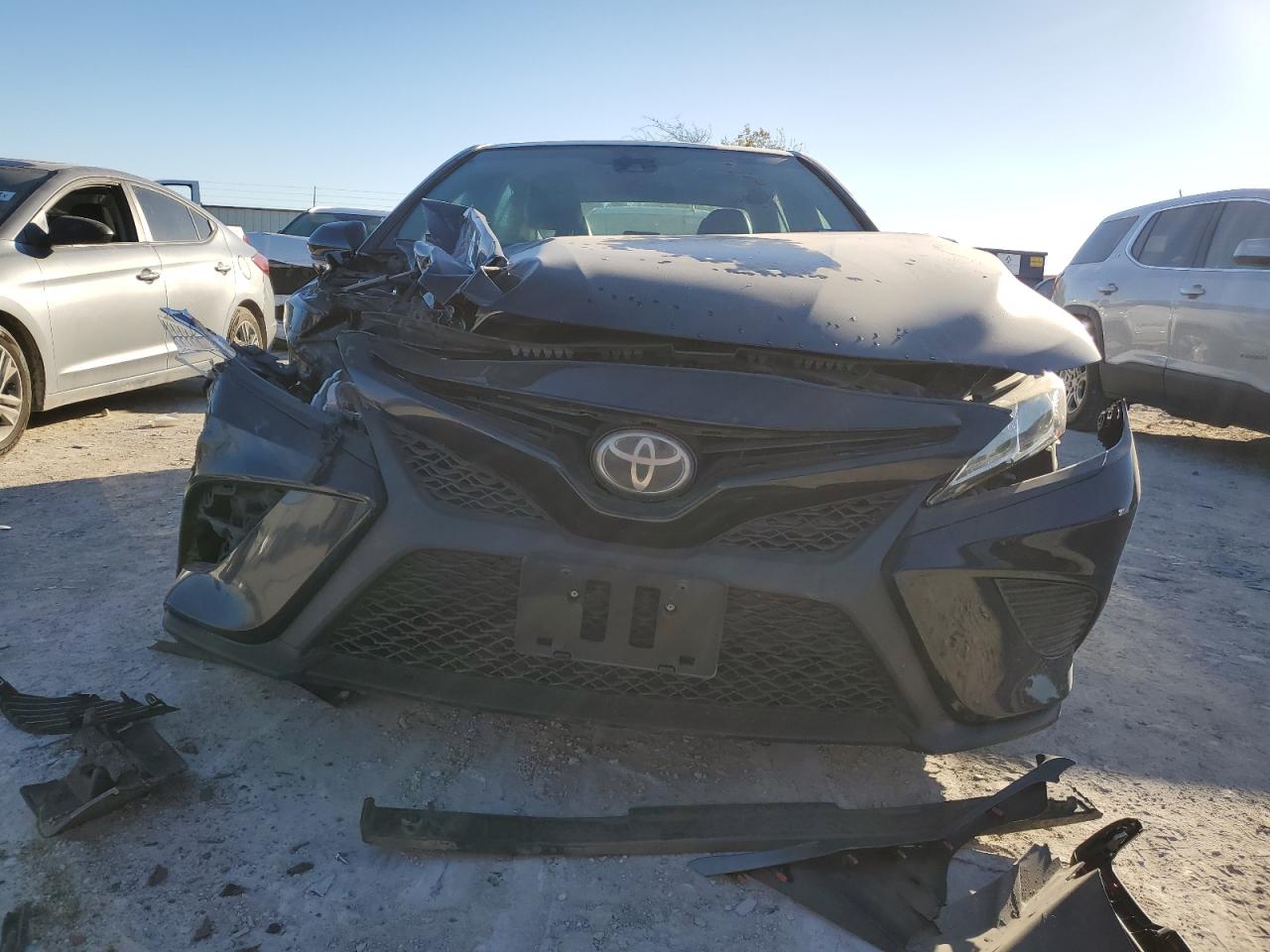 2018 Toyota Camry - Image 5