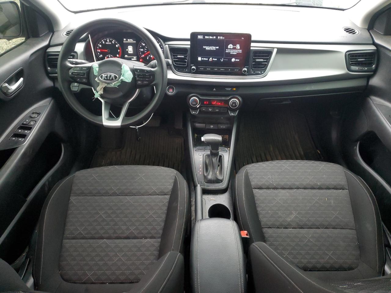 2021 Kia Rio - Image 8