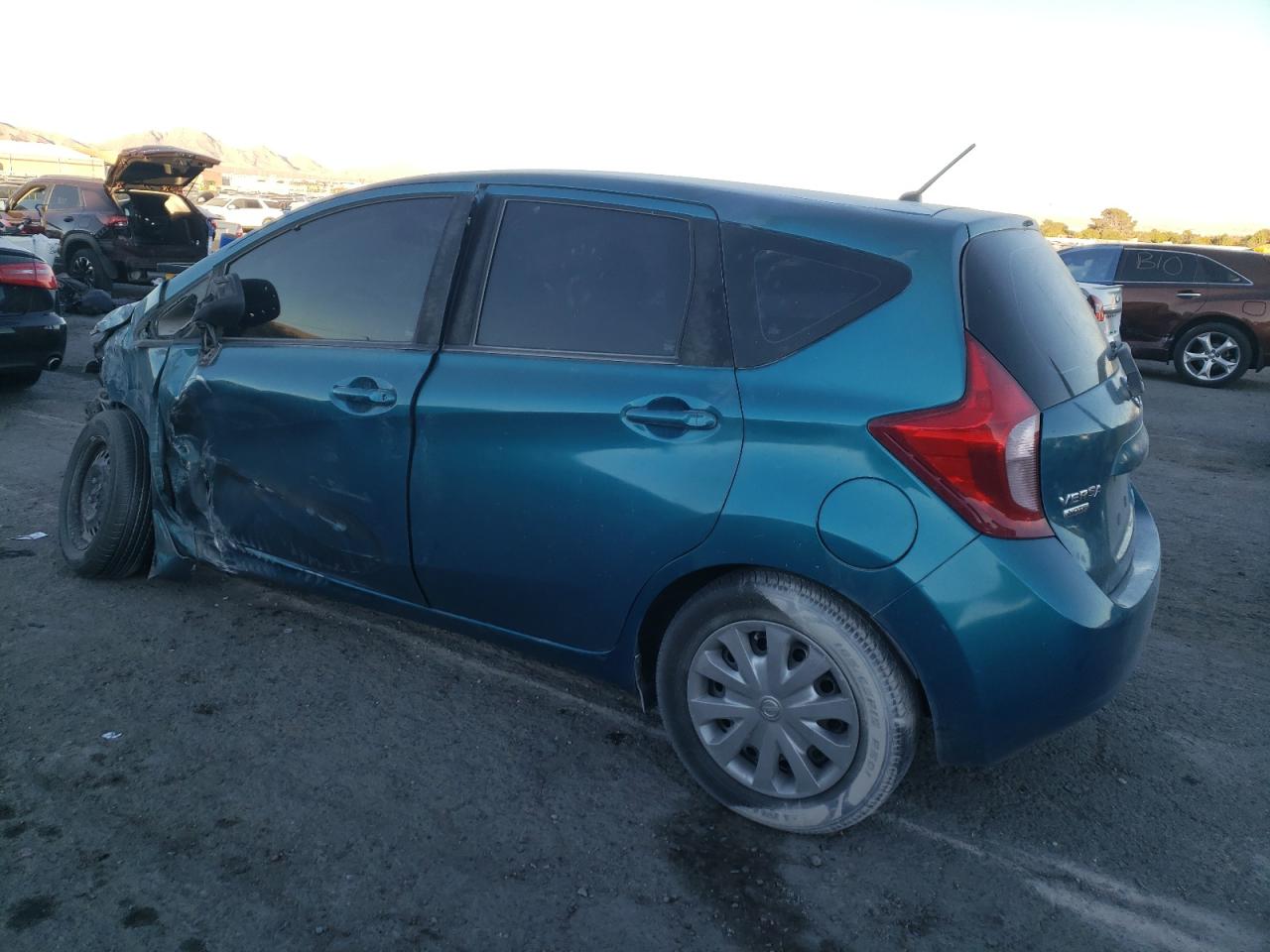 2014 Nissan Versa - Image 2