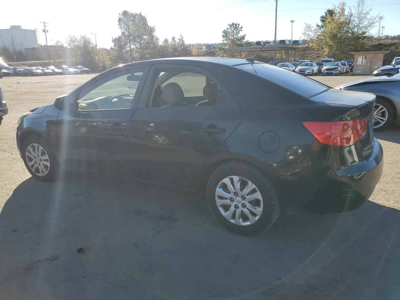 2011 Kia Forte - Image 2