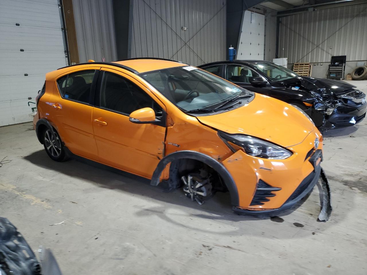 VIN JTDKDTB35J1599270 2018 TOYOTA PRIUS no.4