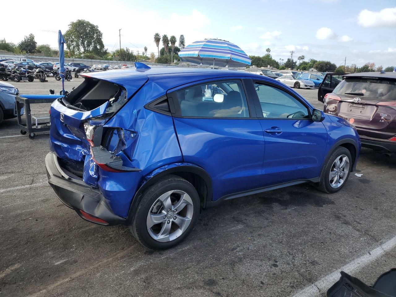 VIN 3CZRU5H33JM717623 2018 HONDA HR-V no.3