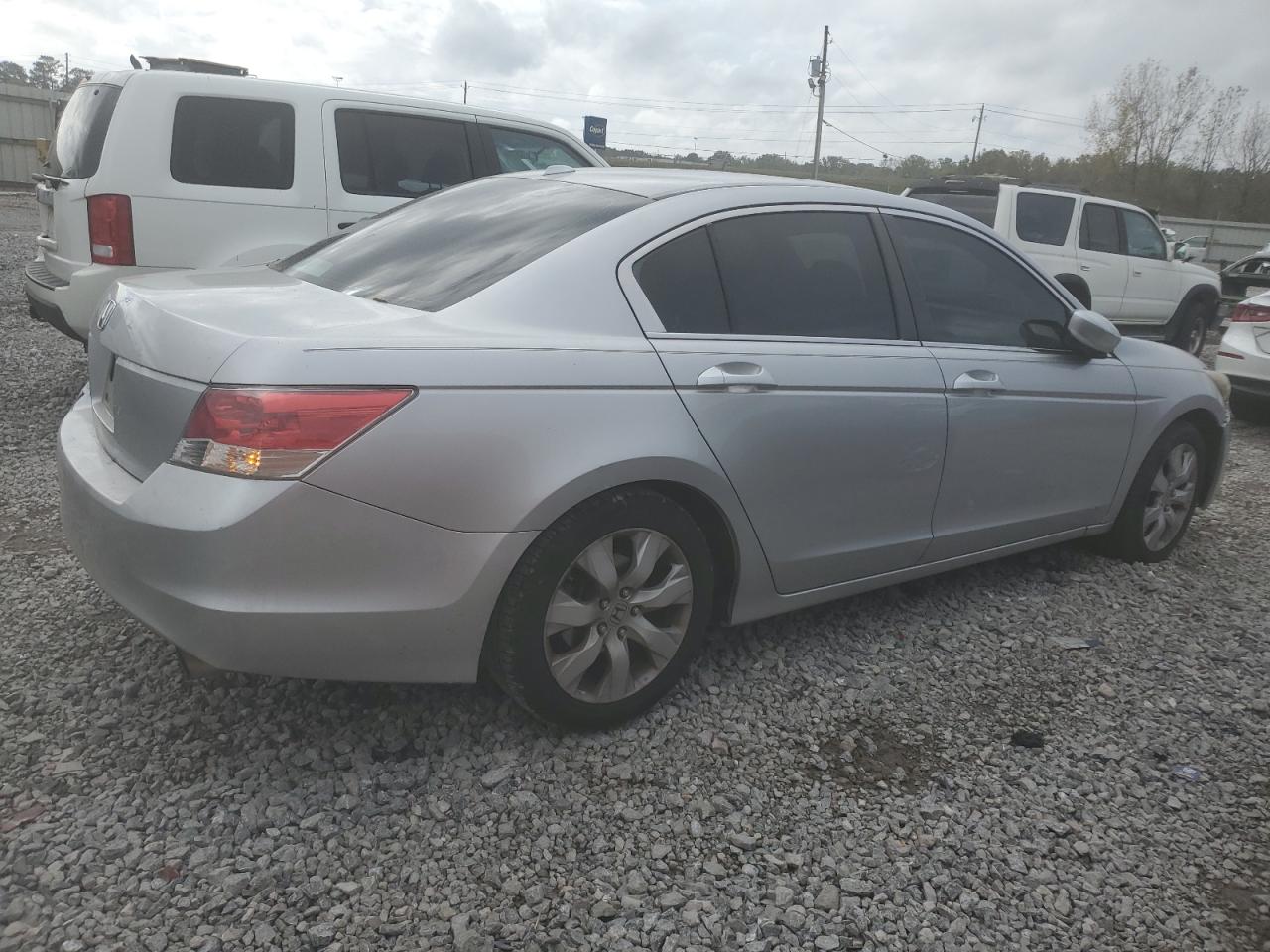 2010 Honda Accord - Image 3