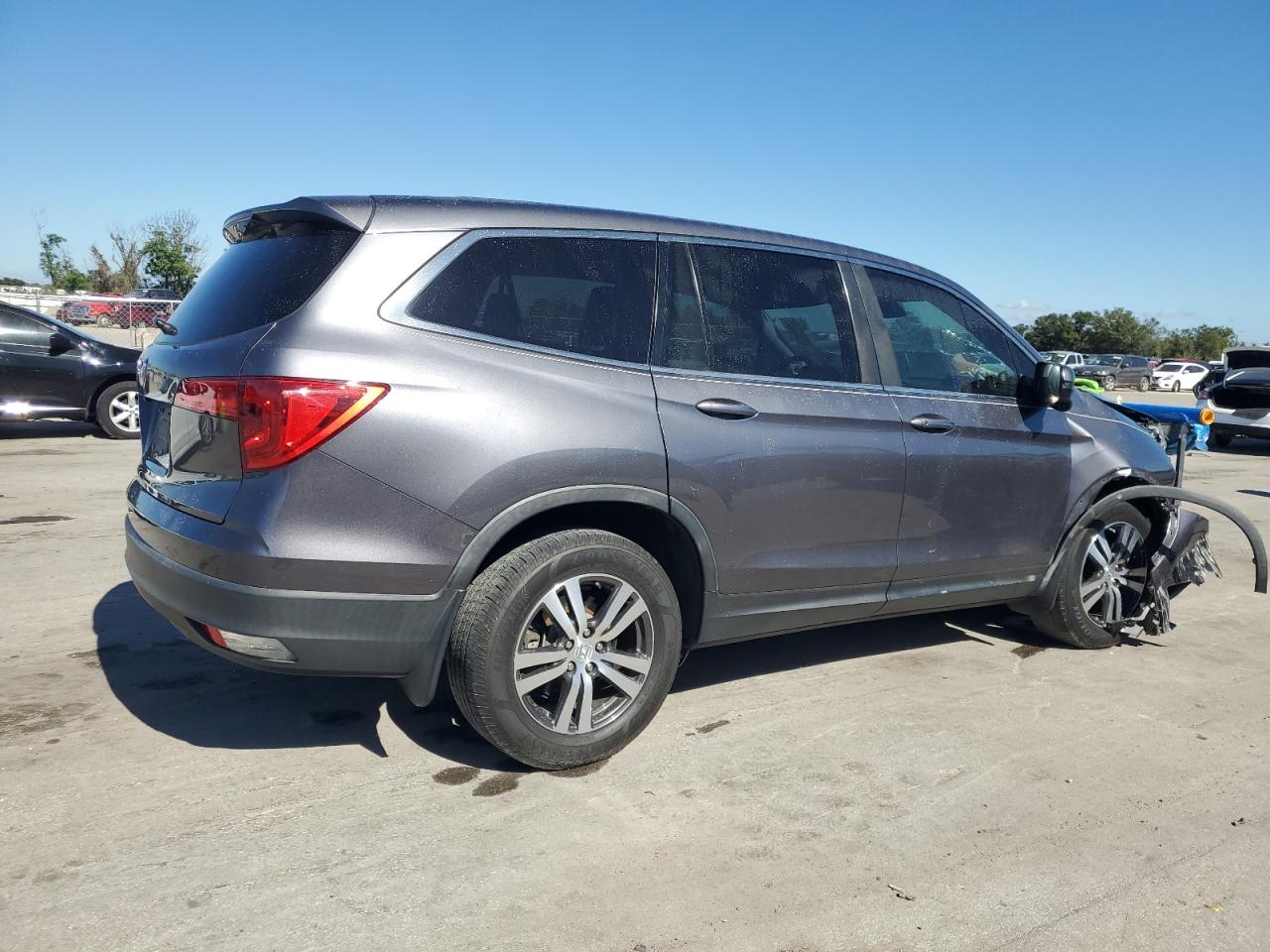 2018 Honda Pilot - Image 3