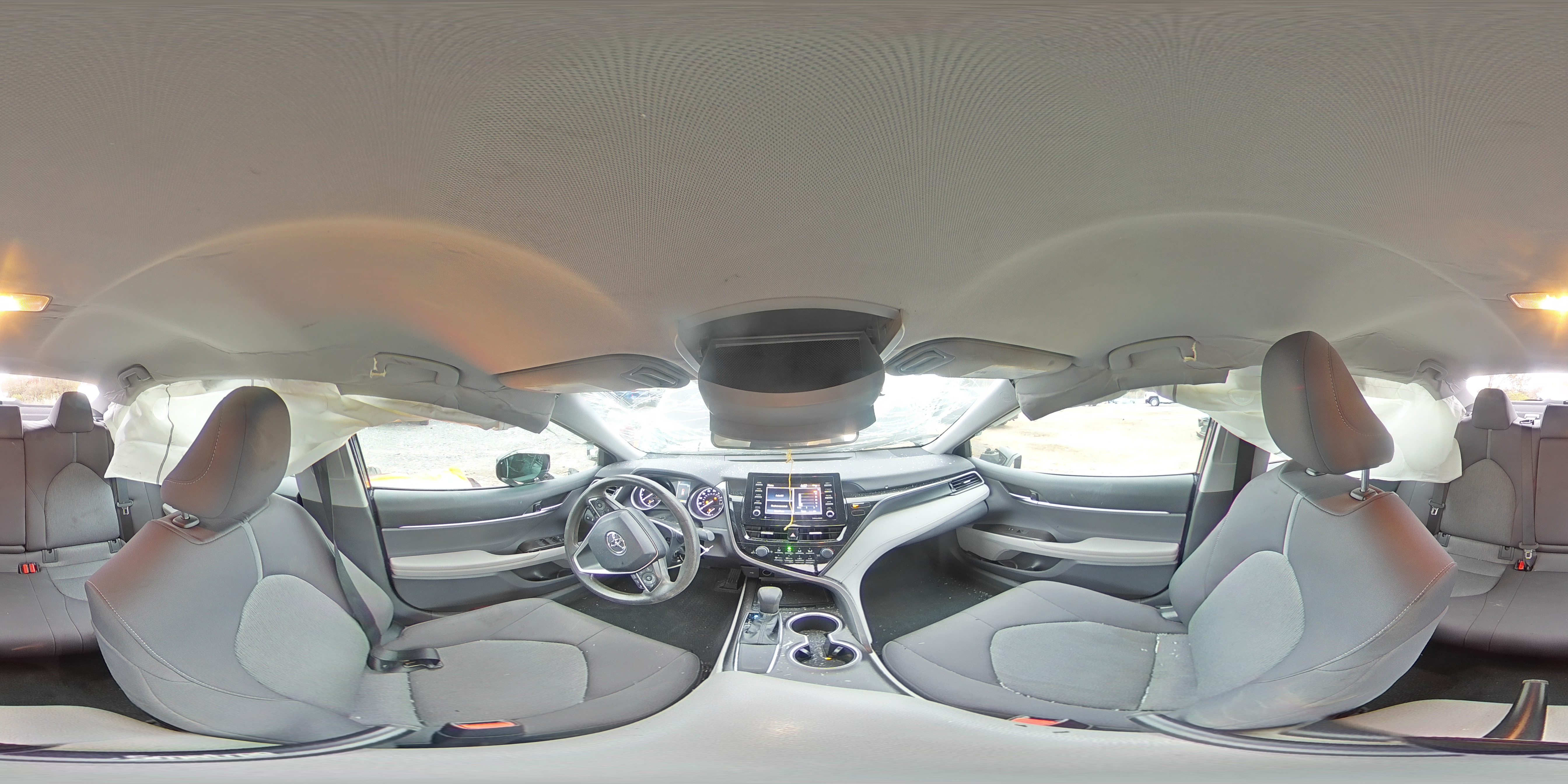 2021 Toyota Camry - Image 12