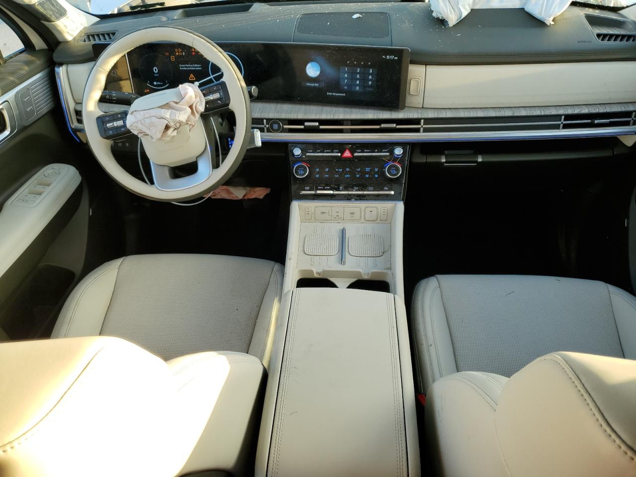 2024 Hyundai Santa Fe - Image 8