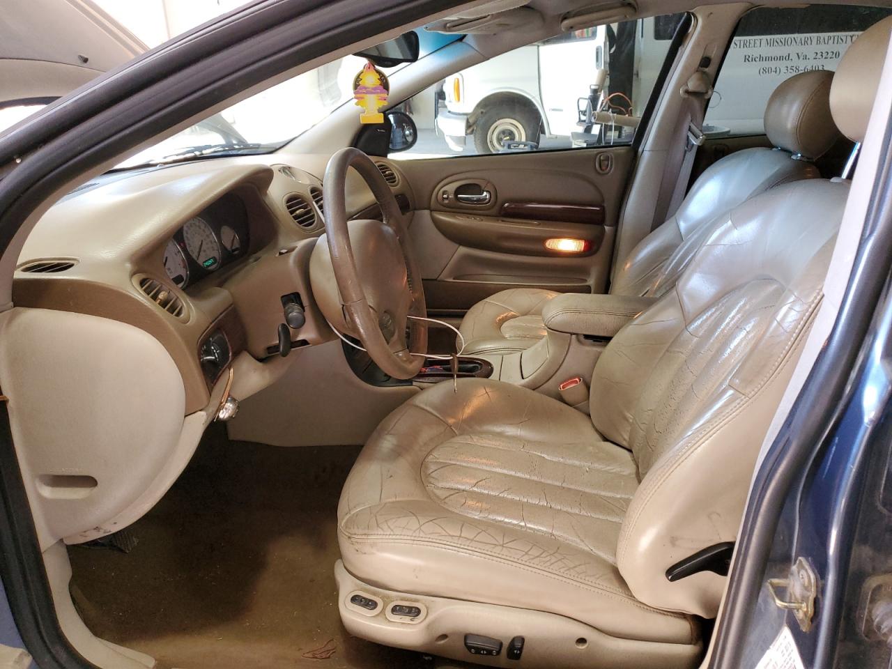 2000 Chrysler LHS - Image 7