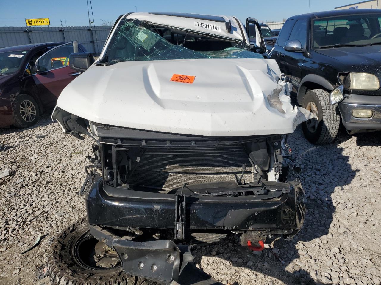 1GCPYFED2KZ383167 CHEVROLET ALL Models 2019