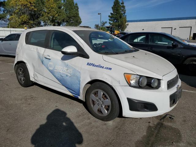 Hatchbacks CHEVROLET SONIC 2014 White