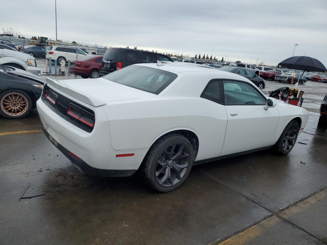 VIN 2C3CDZAG0KH719463 2019 DODGE CHALLENGER no.3