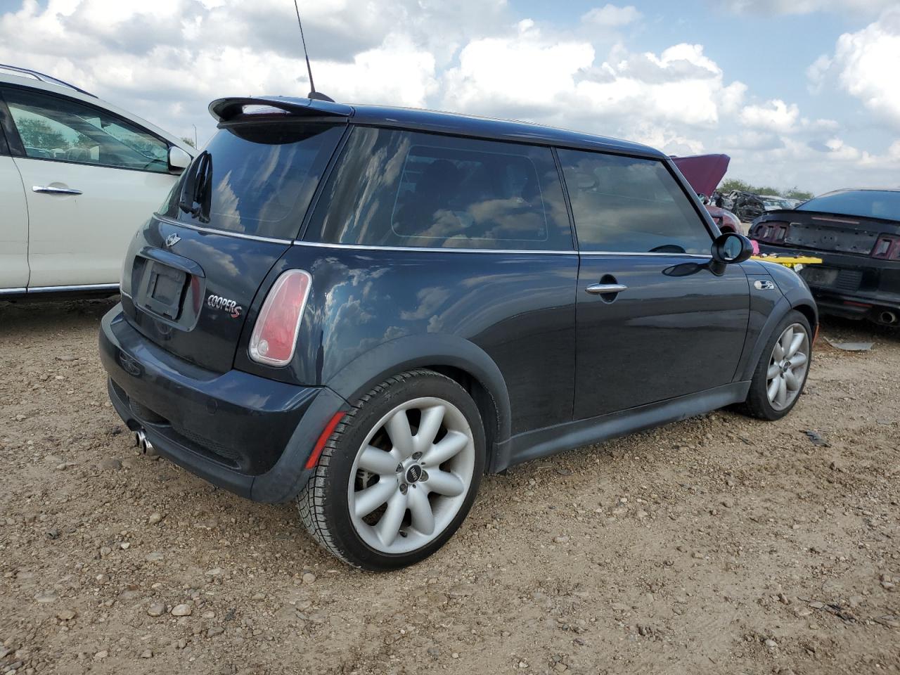 2006 MINI Cooper - Image 3