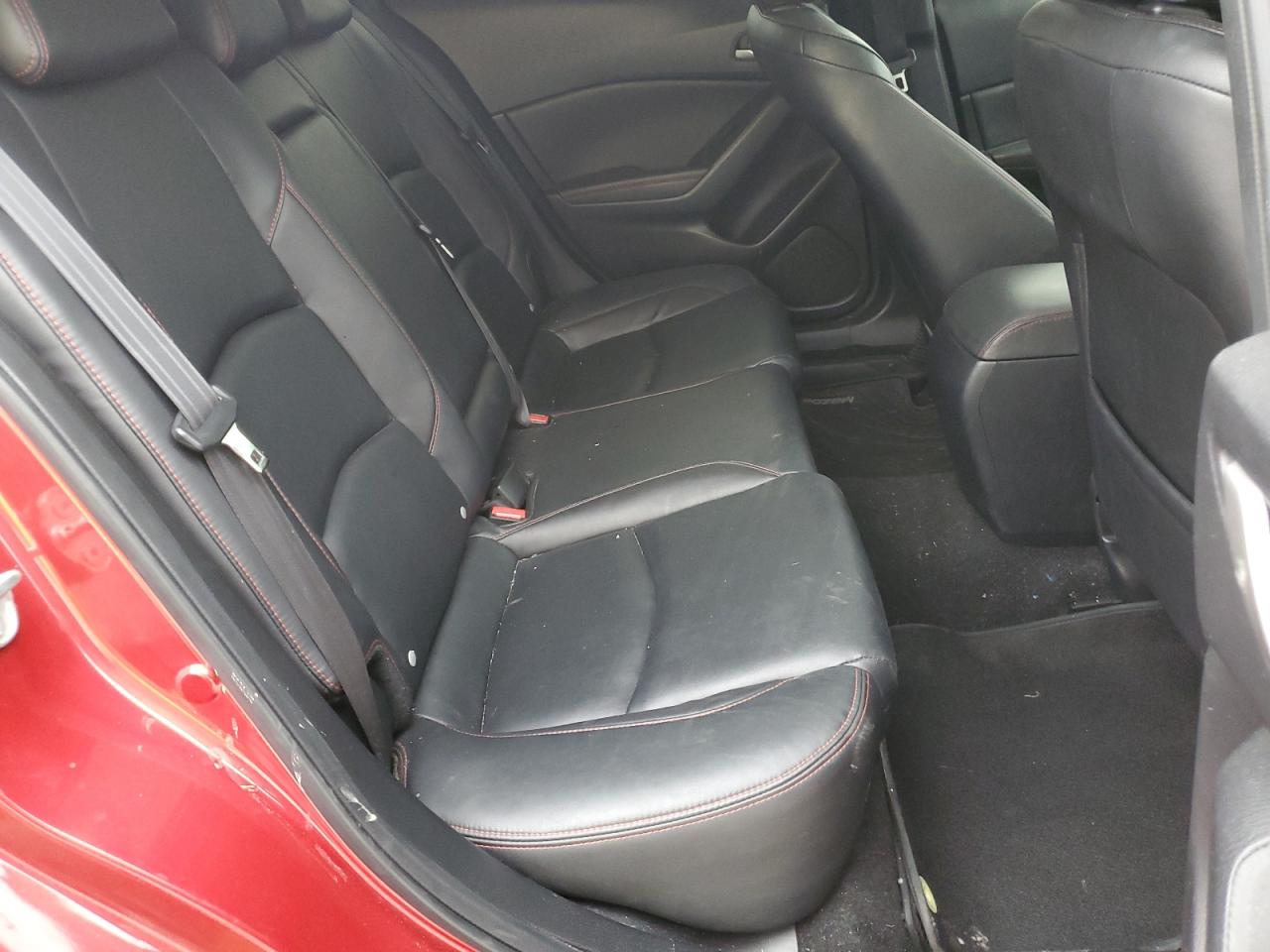 2016 Mazda 3 - Image 10