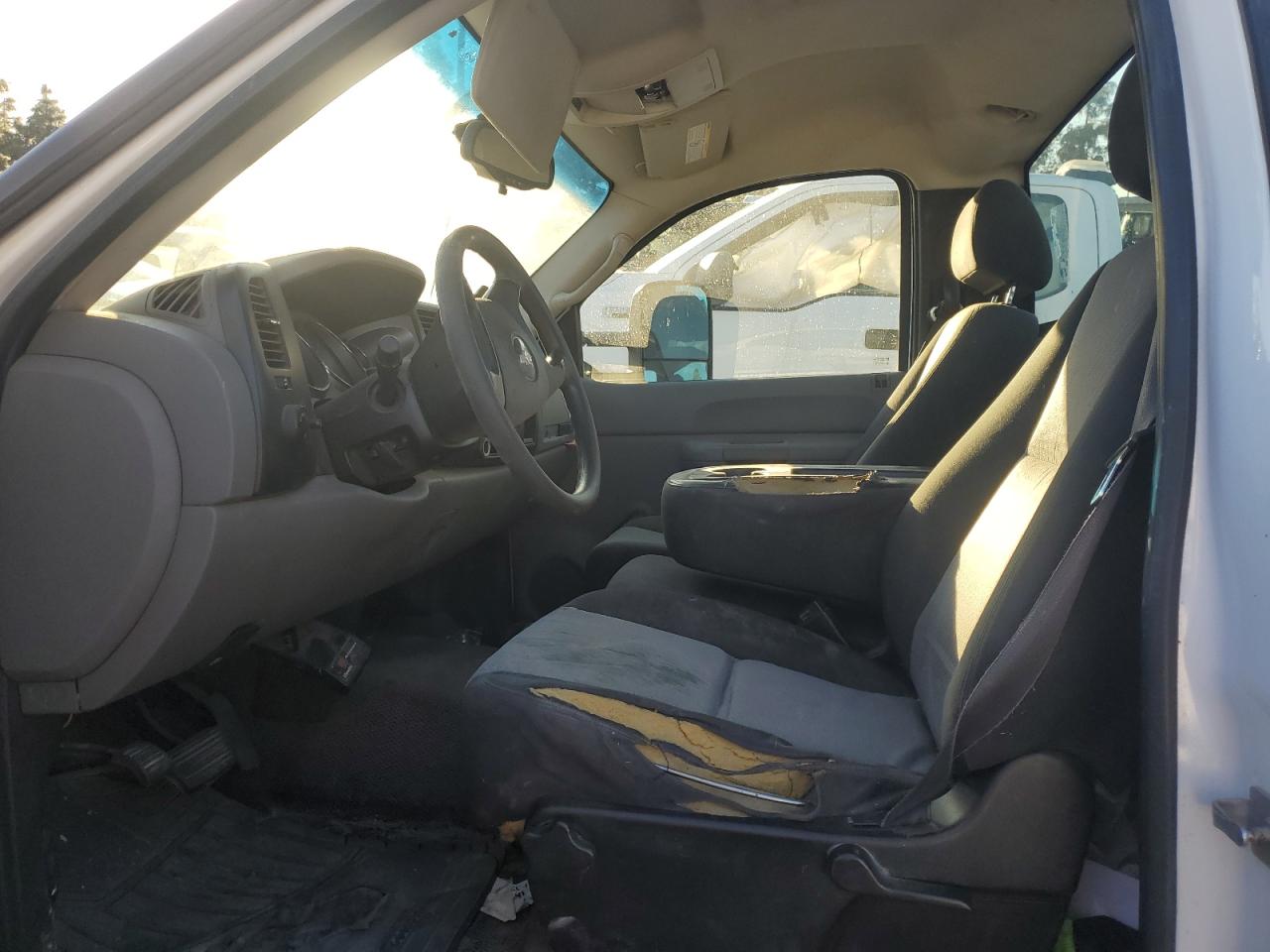 2008 Chevrolet Silverado - Image 7