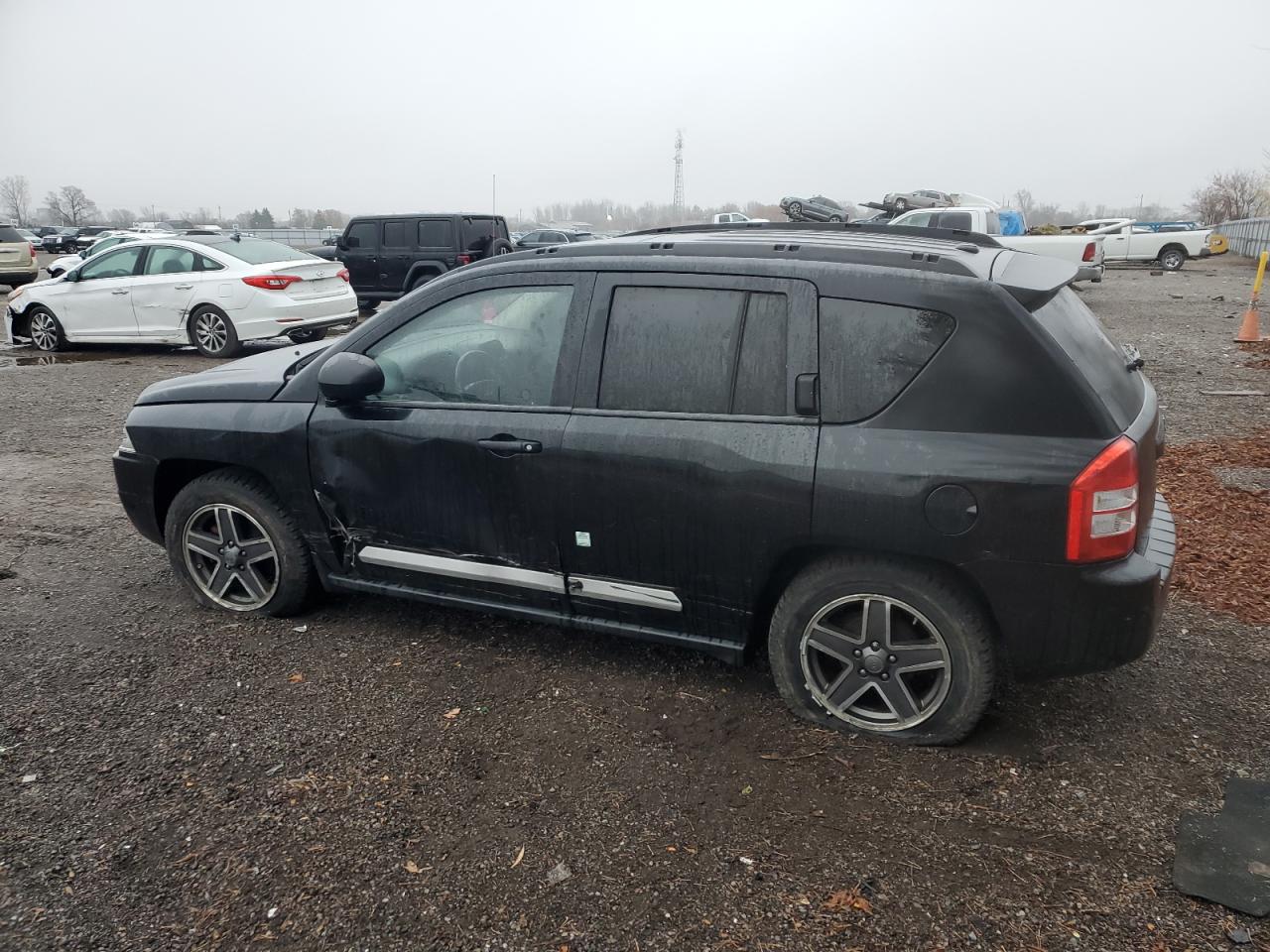 2009 Jeep Compass - Image 2