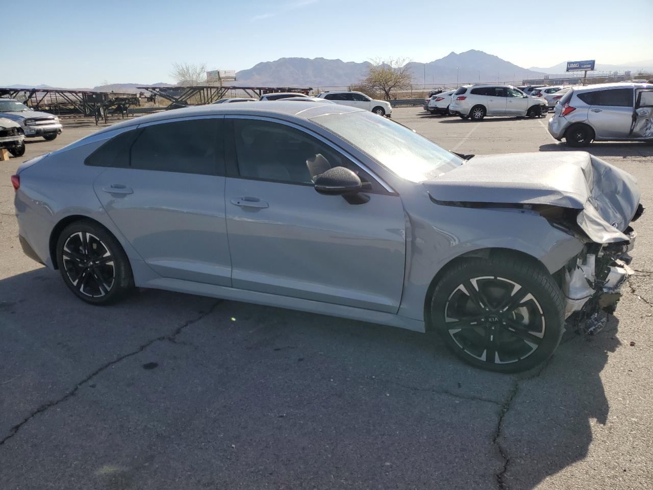 2021 Kia K5 - Image 4
