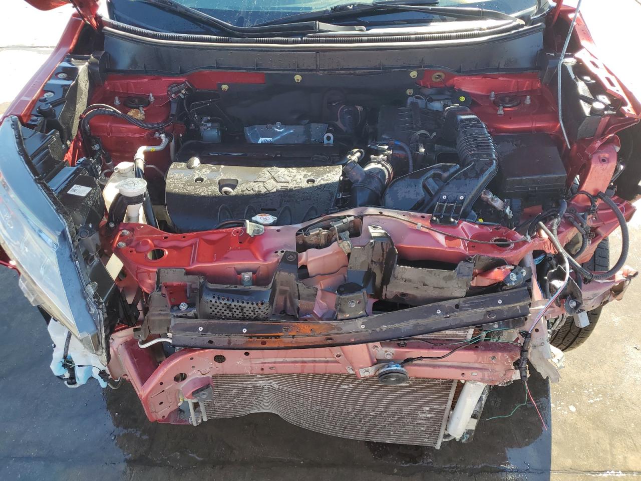 2021 Mitsubishi Outlander - Image 12