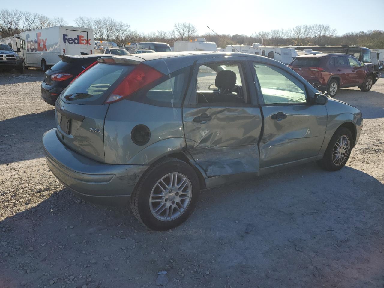 2005 Ford Focus - Image 3